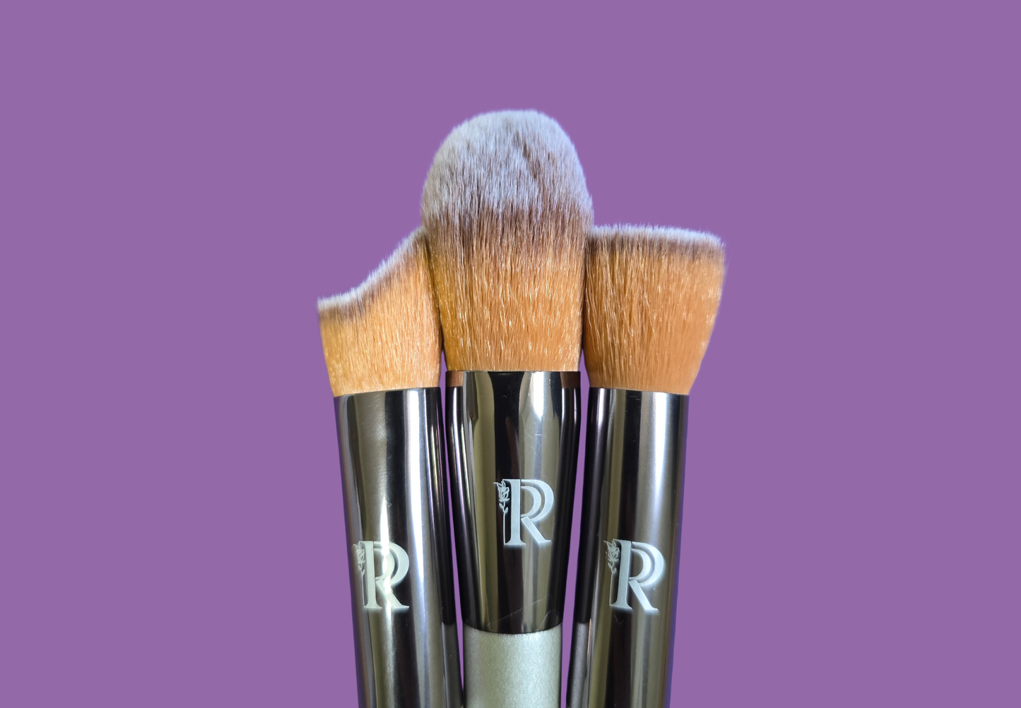 Professional Makeup Brush Set with Pouch